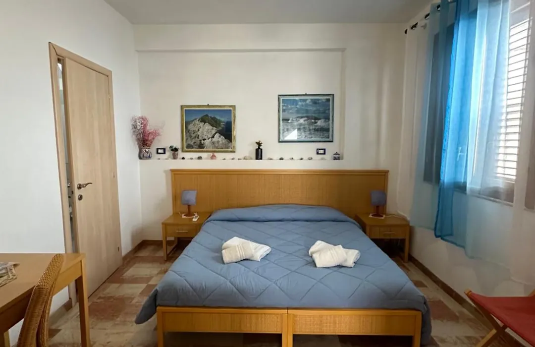 Isoladelmiele-1